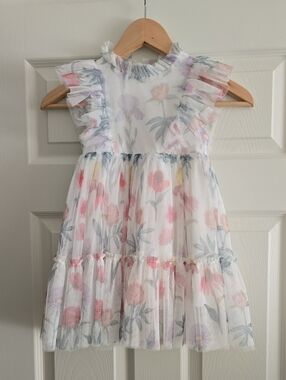 SHEIN White Floral Ruffle Sleeve Tiered Dress